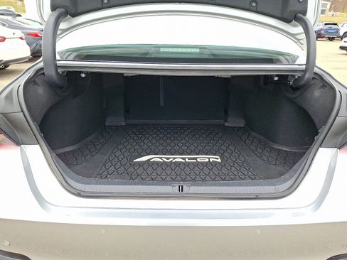 Certified 2020 Toyota Avalon Limited w/ Advanced Safety Package image 28