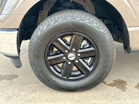 Used 2023 Ford F150 XLT image 10
