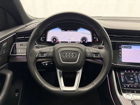 Used 2019 Audi Q8 Prestige AWD/4WD image 12