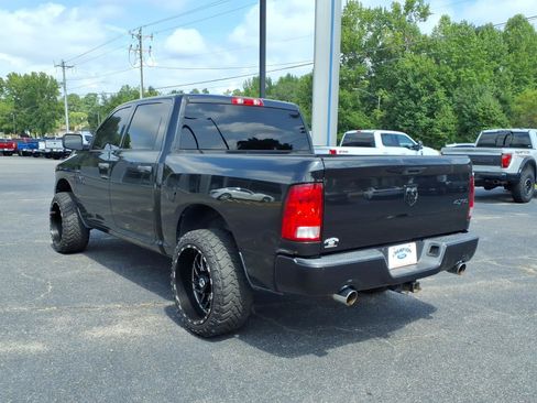Used 2016 RAM 1500 Express w/ Black Ram 1500 Express Group AWD/4WD image 22