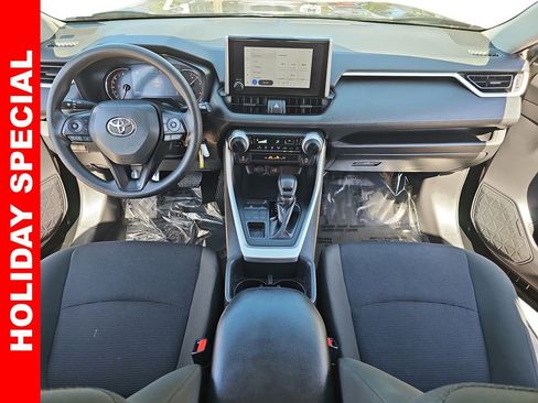 Used 2024 Toyota RAV4 LE image 9