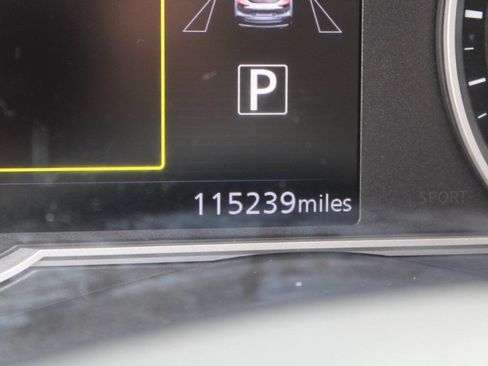 Used 2019 Nissan Kicks SV FWD image 18