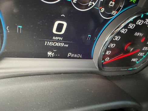 Used 2017 GMC Yukon SLT w/ Premium Edition image 23