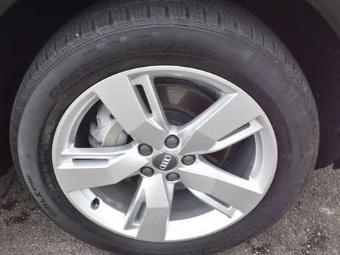 Used 2019 Audi Q5 2.0T Premium Plus w/ Premium Plus Package AWD/4WD image 47