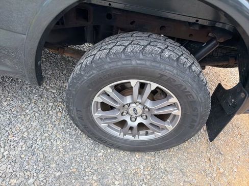 Used 2018 Ford F150 Lariat AWD/4WD image 6