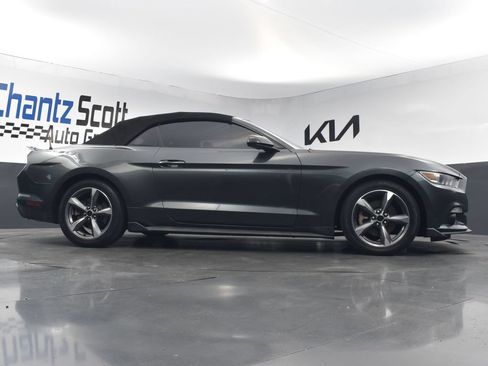 Used 2015 Ford Mustang Convertible w/ Equipment Group 051A RWD image 22