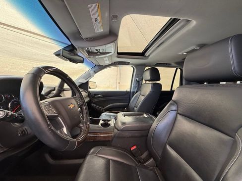 Used 2015 Chevrolet Tahoe LT w/ Luxury Package AWD/4WD image 15