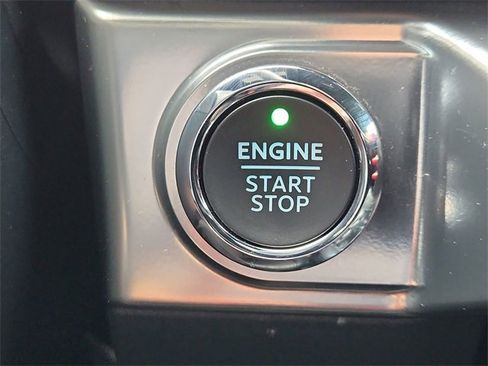 Used 2023 Ford F150 Lariat image 17