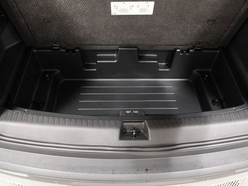 New 2025 Chevrolet Traverse LT w/ Enhanced Driving Package image 52