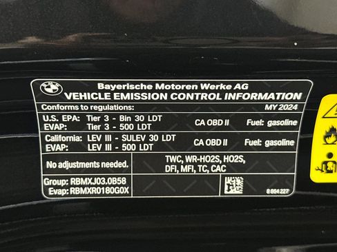 Used 2024 BMW X7 xDrive40i AWD/4WD image 37
