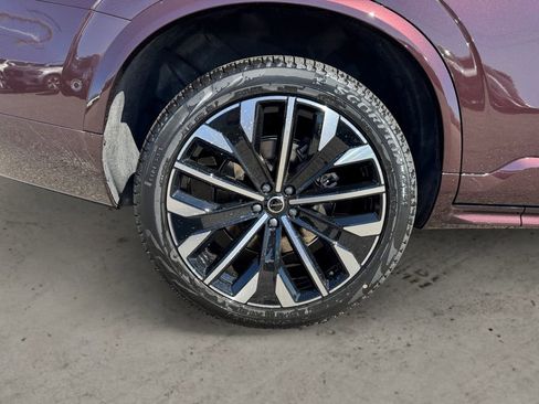 New 2026 Volvo XC90 T8 Ultra w/ Protection Package Premier AWD/4WD image 8
