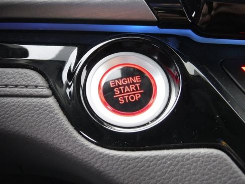 Used 2023 Honda Odyssey Touring image 25