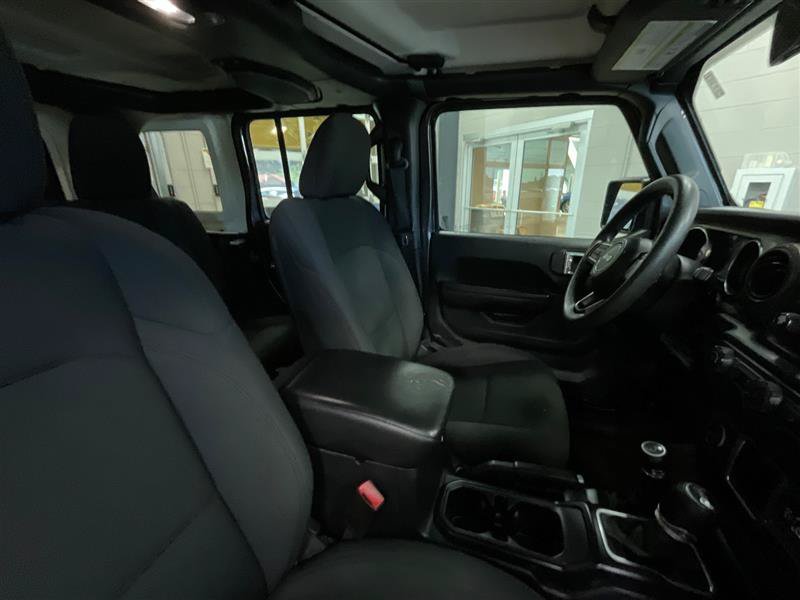 Used 2018 Jeep Wrangler Unlimited Sport AWD/4WD image 27