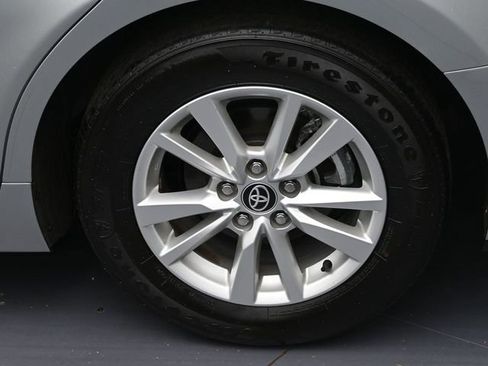 Used 2025 Toyota Camry LE FWD image 8