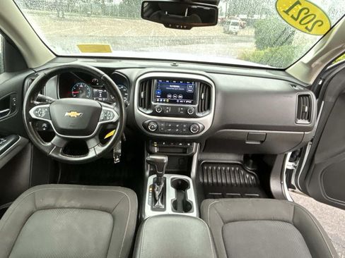 Used 2021 Chevrolet Colorado LT w/ Fleet Safety Package AWD/4WD image 17