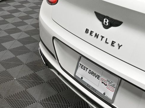 Used 2021 Bentley Continental GT image 48