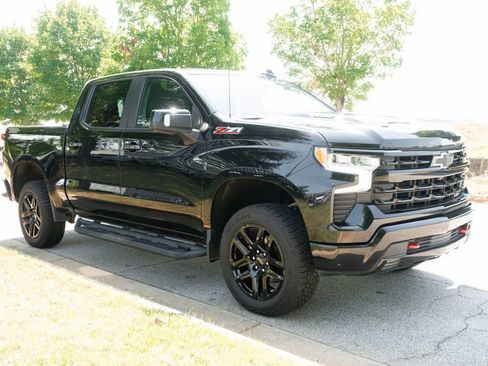 Used 2023 Chevrolet Silverado 1500 LT Trail Boss w/ LT Trail Boss Premium Package AWD/4WD image 5