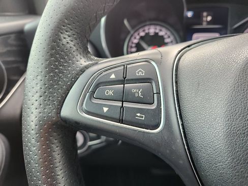 Used 2018 Mercedes-Benz GLC 300 image 29