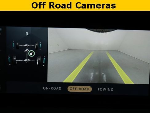 Used 2023 Land Rover Defender 110 SE image 21