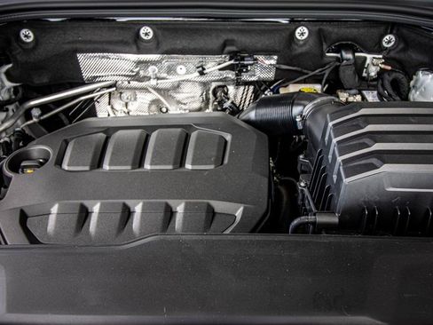 New 2026 Volkswagen Atlas Cross Sport SE image 22