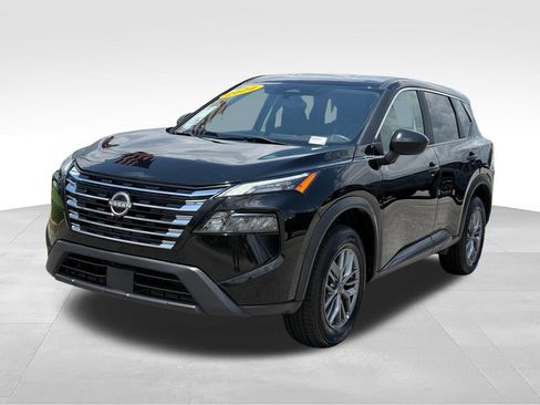 Used 2024 Nissan Rogue S AWD/4WD image 1