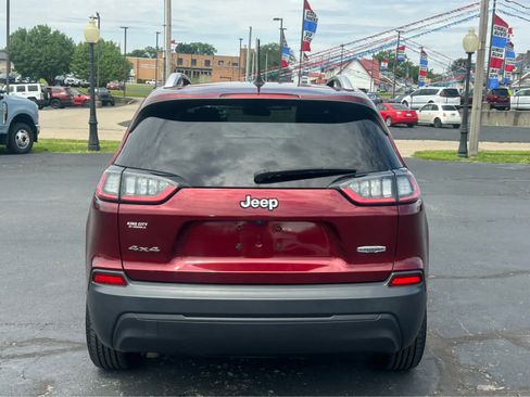 Used 2020 Jeep Cherokee Latitude w/ Cold Weather Group AWD/4WD image 5
