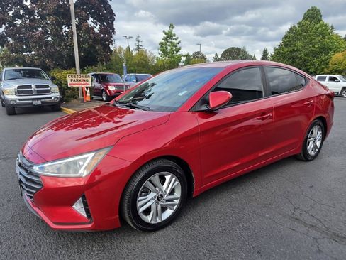 Used 2020 Hyundai Elantra SEL FWD image 2
