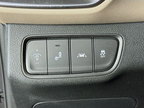 Used 2020 Hyundai Santa Fe SEL image 11