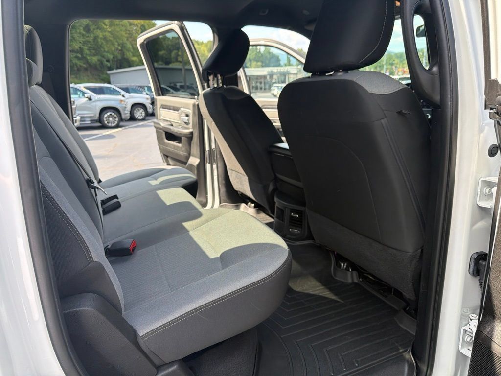 Used 2022 RAM 2500 Big Horn AWD/4WD image 14