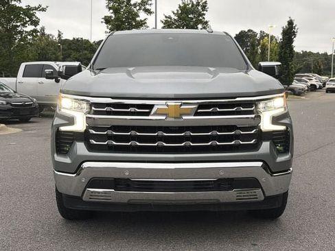 Used 2025 Chevrolet Silverado 1500 LTZ w/ LTZ Convenience Package II AWD/4WD image 8