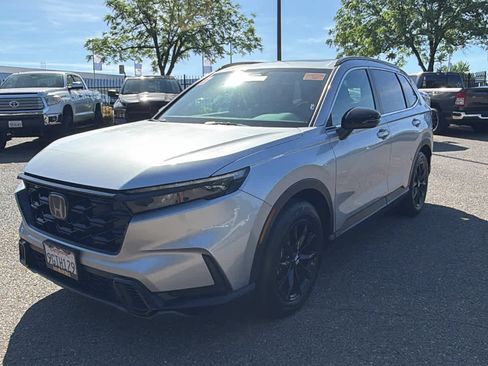 Used 2023 Honda CR-V Sport image 1