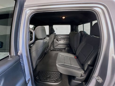 Used 2019 RAM 1500 Big Horn AWD/4WD image 23