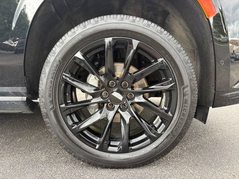 Certified 2024 Cadillac Escalade Sport Platinum w/ LPO, ONYX Package AWD/4WD image 17
