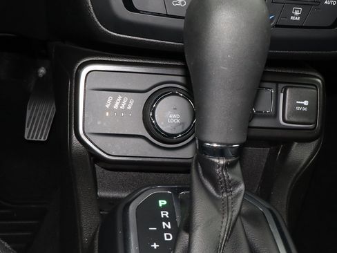 Used 2023 Jeep Renegade Altitude w/ Sun/Sound Group AWD/4WD image 20