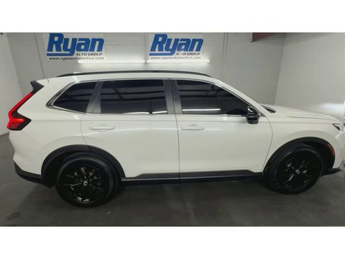 Certified 2023 Honda CR-V Sport image 9