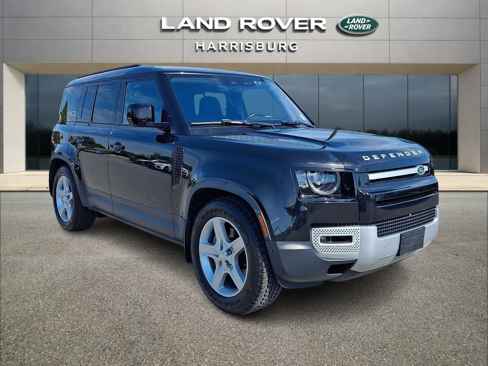 Used 2020 Land Rover Defender 110 SE AWD/4WD image 5