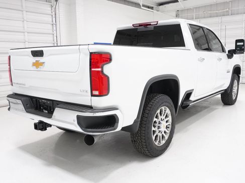 New 2026 Chevrolet Silverado 2500 LTZ w/ LTZ Texas Edition image 5