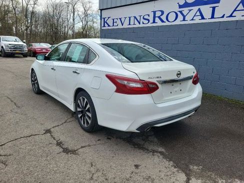 Used 2018 Nissan Altima 2.5 SV image 8