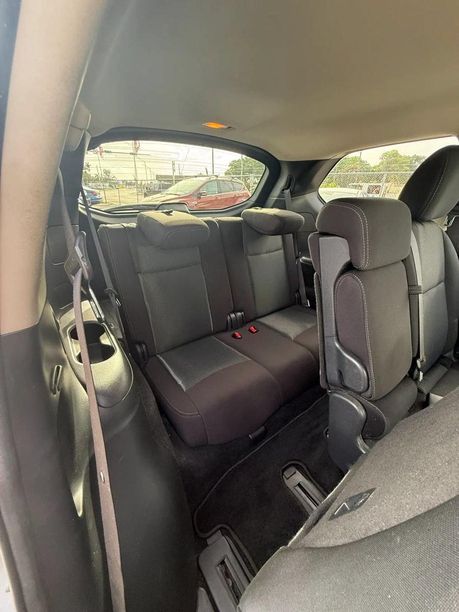 Used 2020 Nissan Pathfinder SV FWD image 12