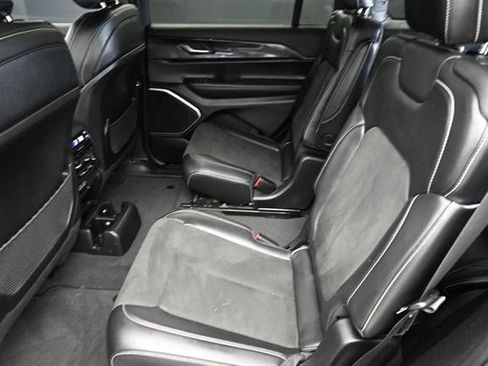 Used 2021 Jeep Grand Cherokee L Laredo RWD image 15