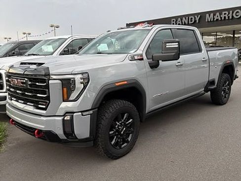 Used 2024 GMC Sierra 2500 AT4 w/ AT4 Premium Plus Package AWD/4WD image 1
