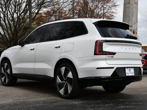 New 2025 Volvo EX90 Plus image 5