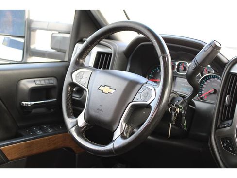 Used 2018 Chevrolet Silverado 3500 LTZ w/ Duramax Plus Package image 17