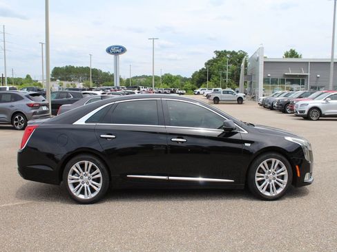 Used 2018 Cadillac XTS Luxury AWD/4WD image 21