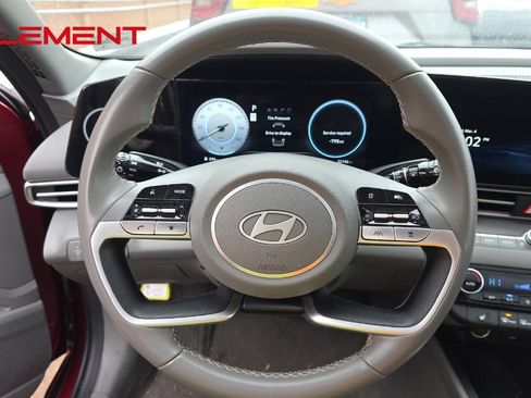 Used 2025 Hyundai Elantra SEL image 14