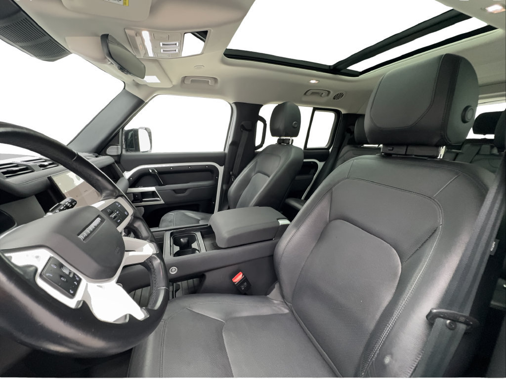 Used 2023 Land Rover Defender 130 SE AWD/4WD image 20