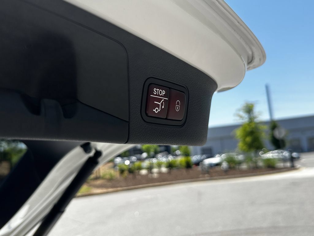 Certified 2025 Mercedes-Benz GLA 250 4MATIC image 22