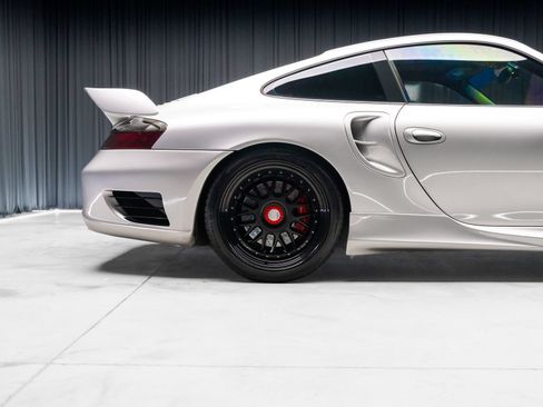 Used 2003 Porsche 911 Turbo AWD/4WD image 30