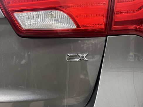 Used 2012 Kia Forte EX image 37