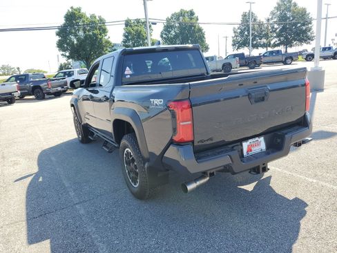 New 2026 Toyota Tacoma TRD Off-Road AWD/4WD image 3